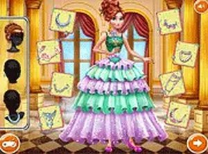 Prom Night Dress Up Game